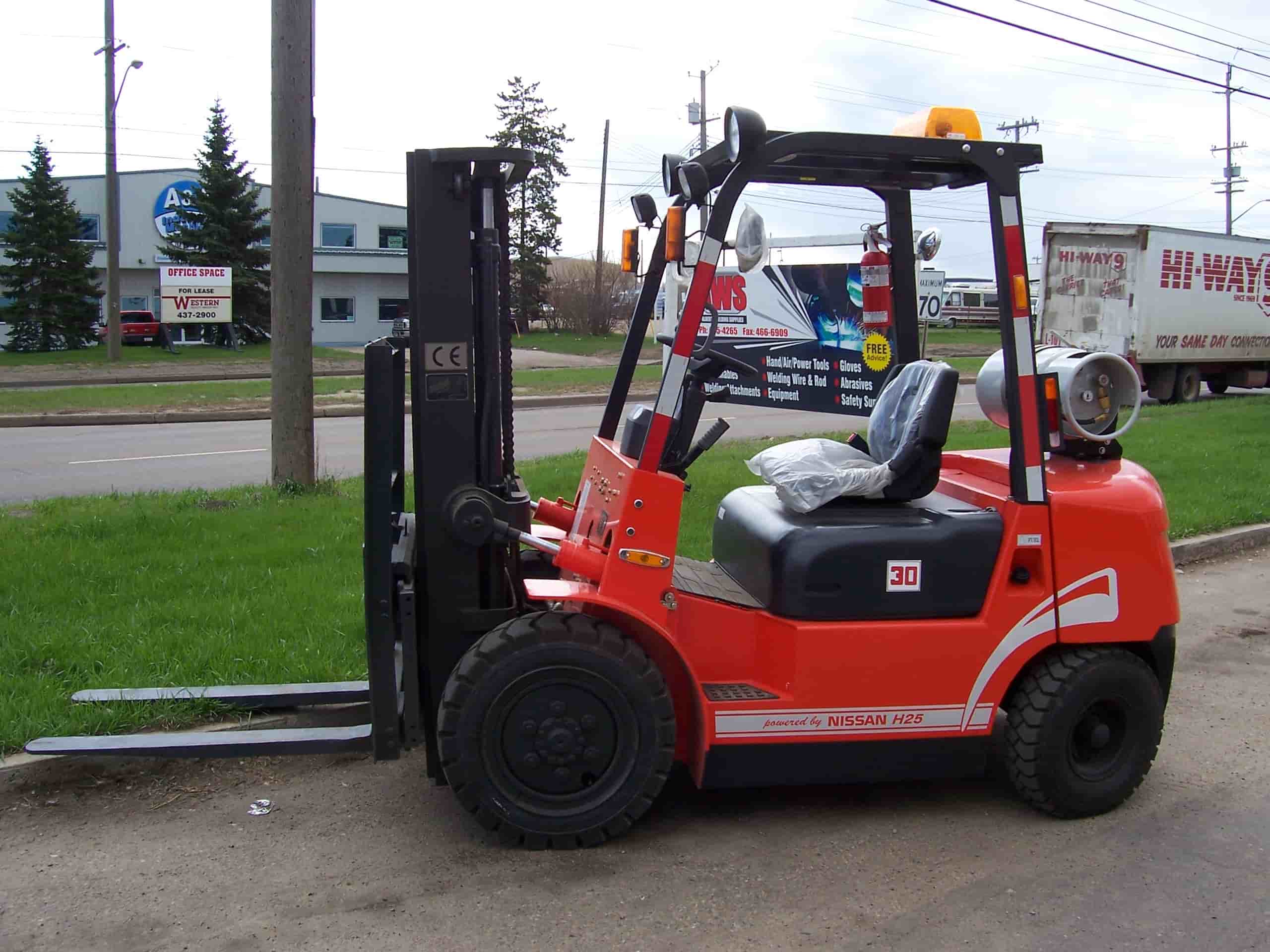 Dalian 1.5-4.0T LPG&Gasoline Forklift